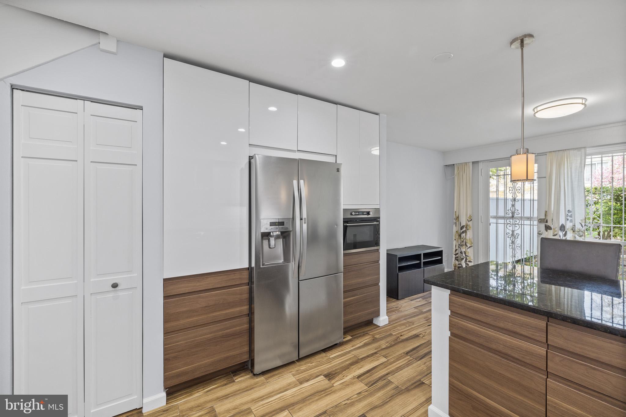 723 DELAWARE AVENUE SW 219