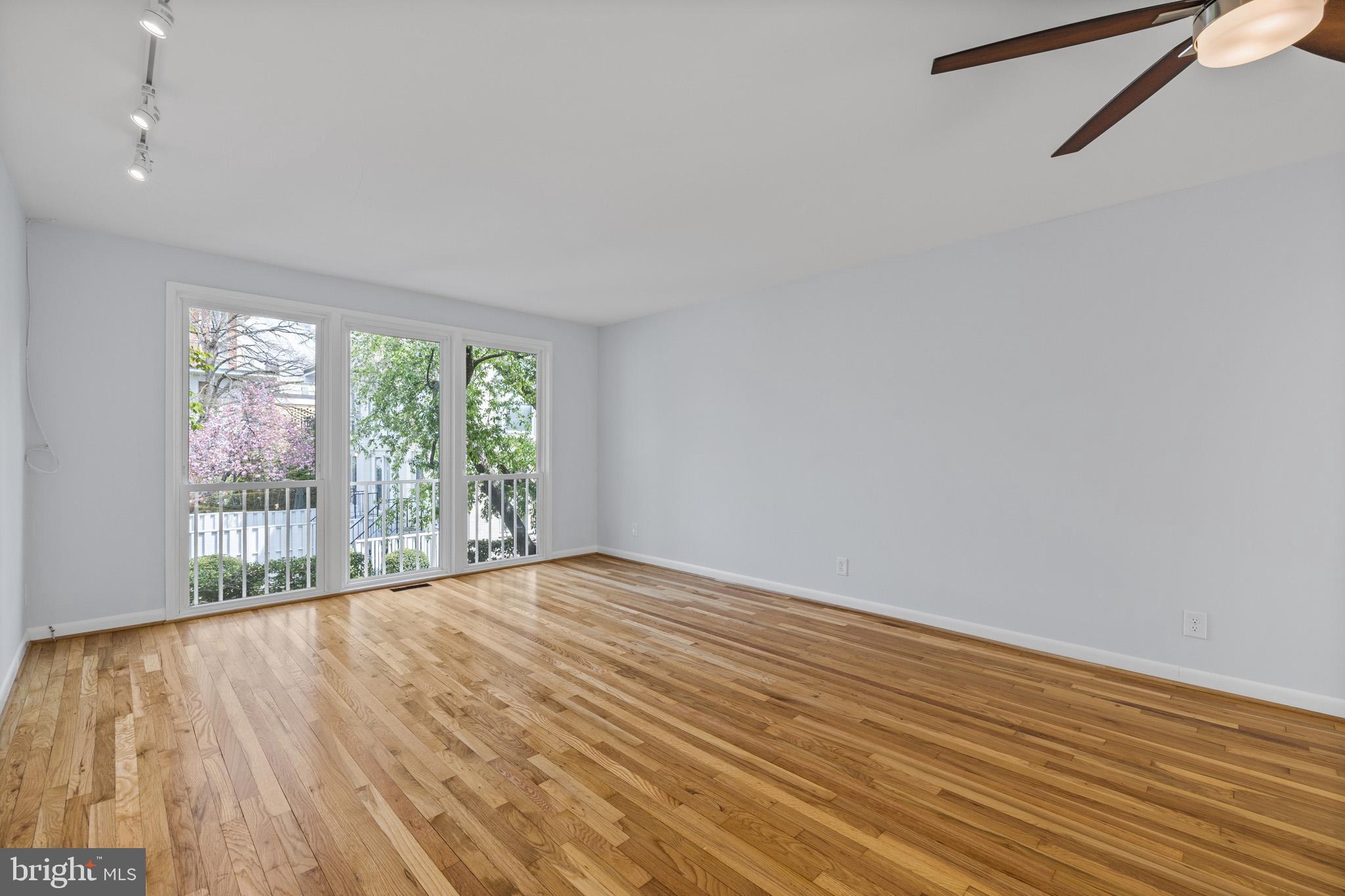 723 DELAWARE AVENUE SW 219