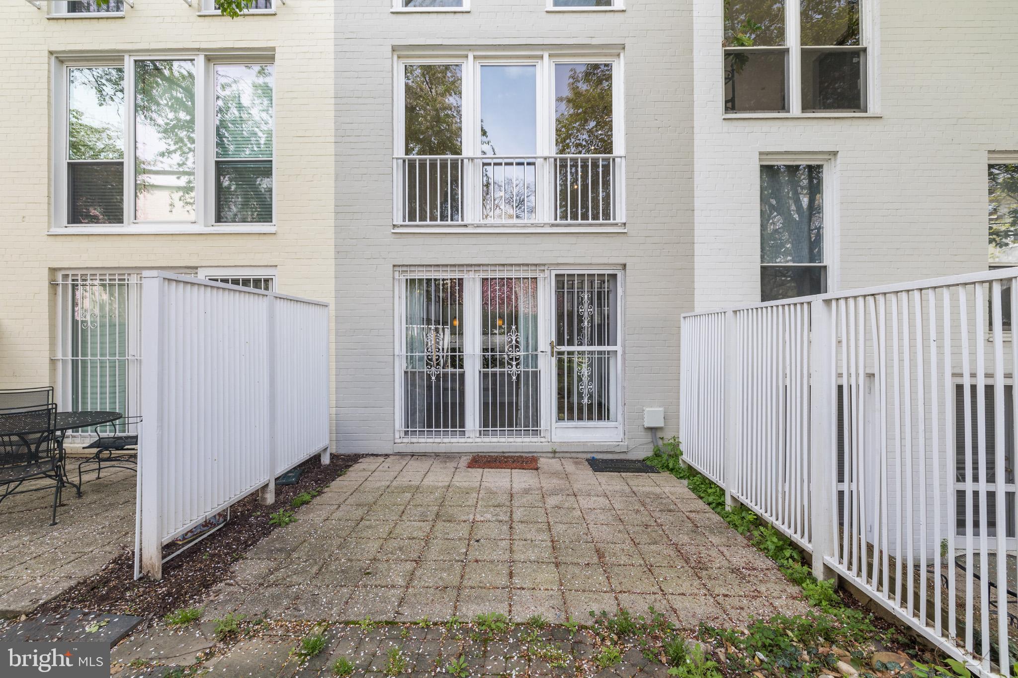 723 DELAWARE AVENUE SW 219
