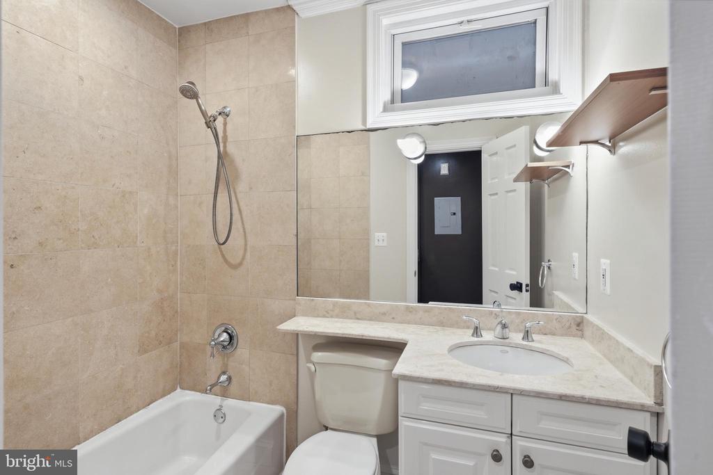 4010 KANSAS AVENUE NW Unit: 2