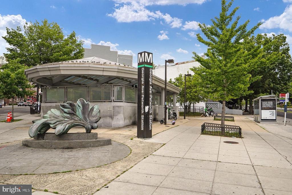 4010 KANSAS AVENUE NW Unit: 2