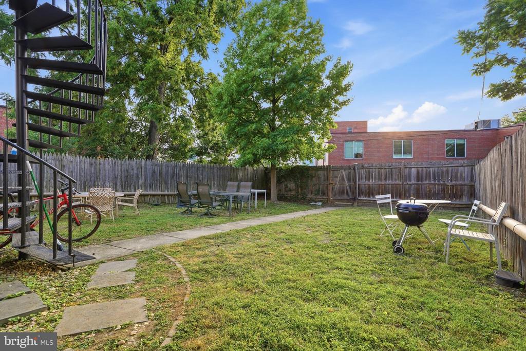 4010 KANSAS AVENUE NW Unit: 2
