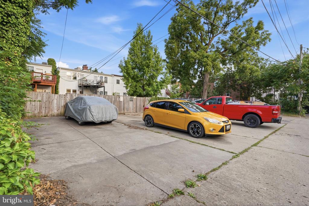 4010 KANSAS AVENUE NW Unit: 2