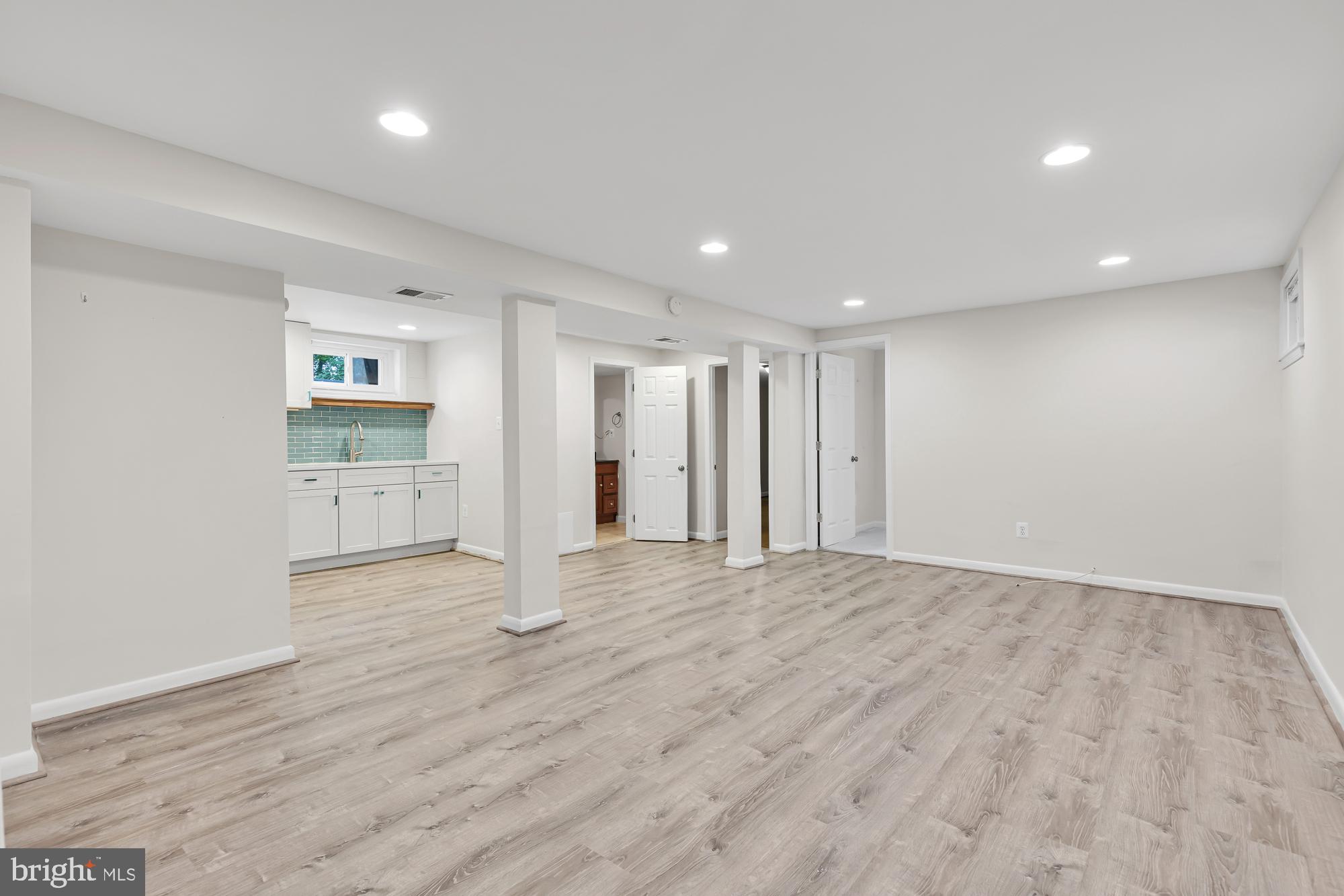 8312 CATHEDRAL AVENUE