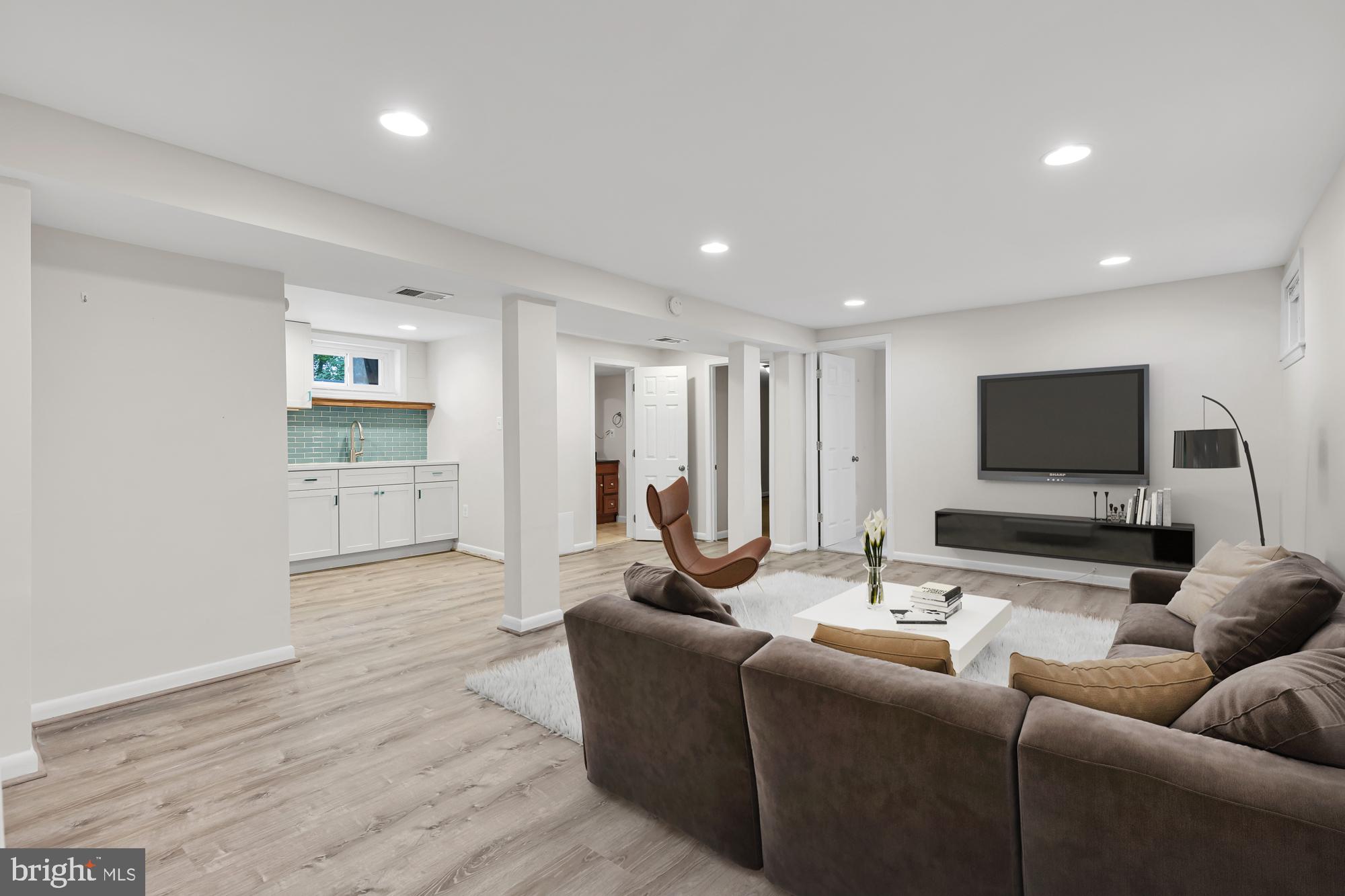 8312 CATHEDRAL AVENUE