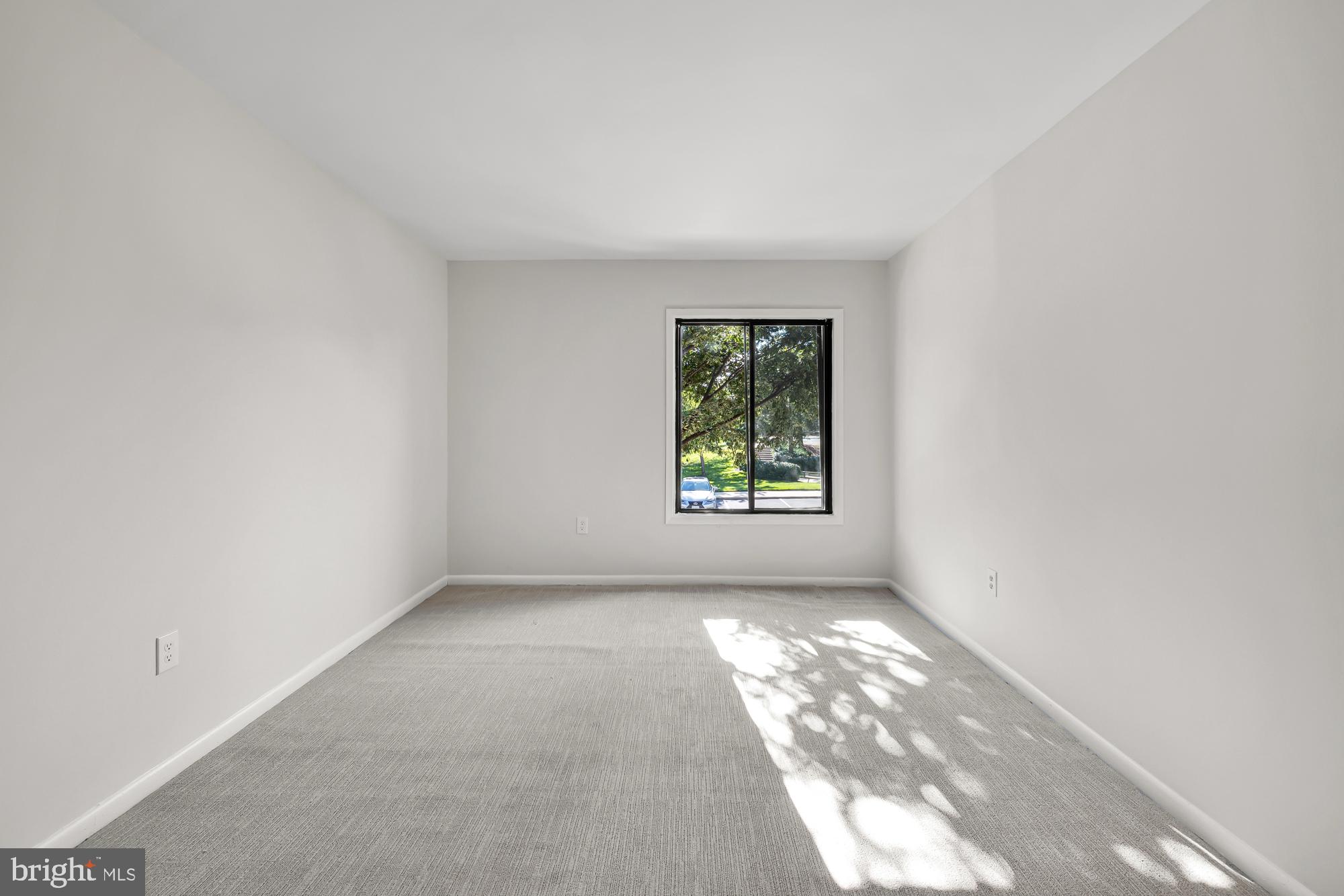 6986 Hanover PARKWAY Unit: 201