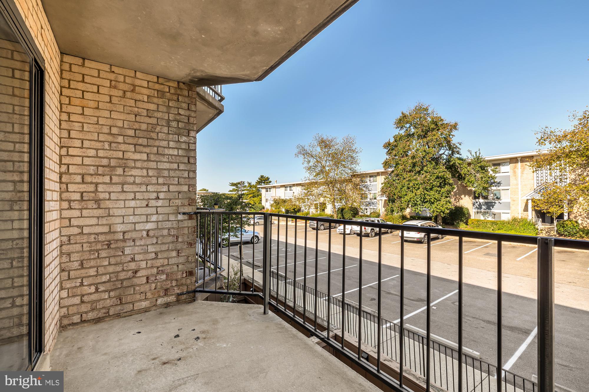 6986 Hanover PARKWAY Unit: 201