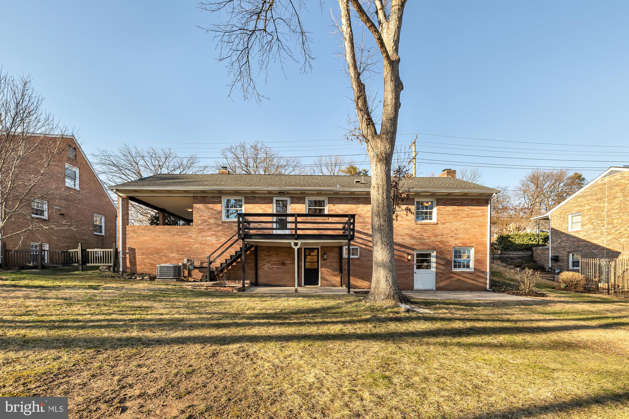 6409 Forest Road