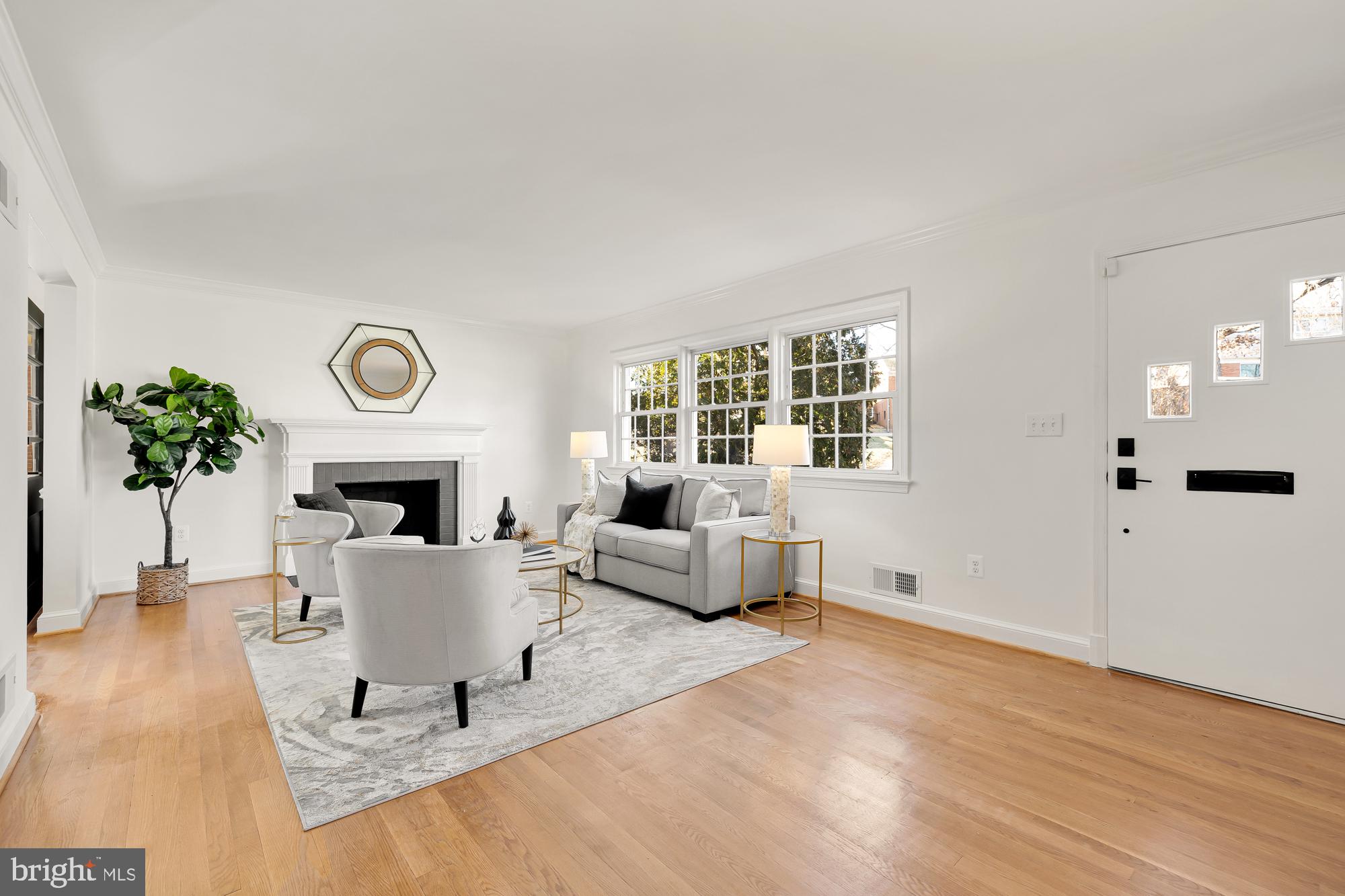 6409 Forest Road