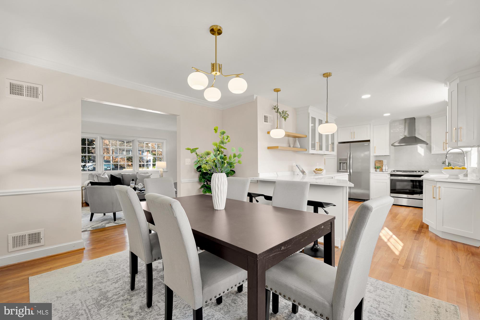 6409 Forest Road