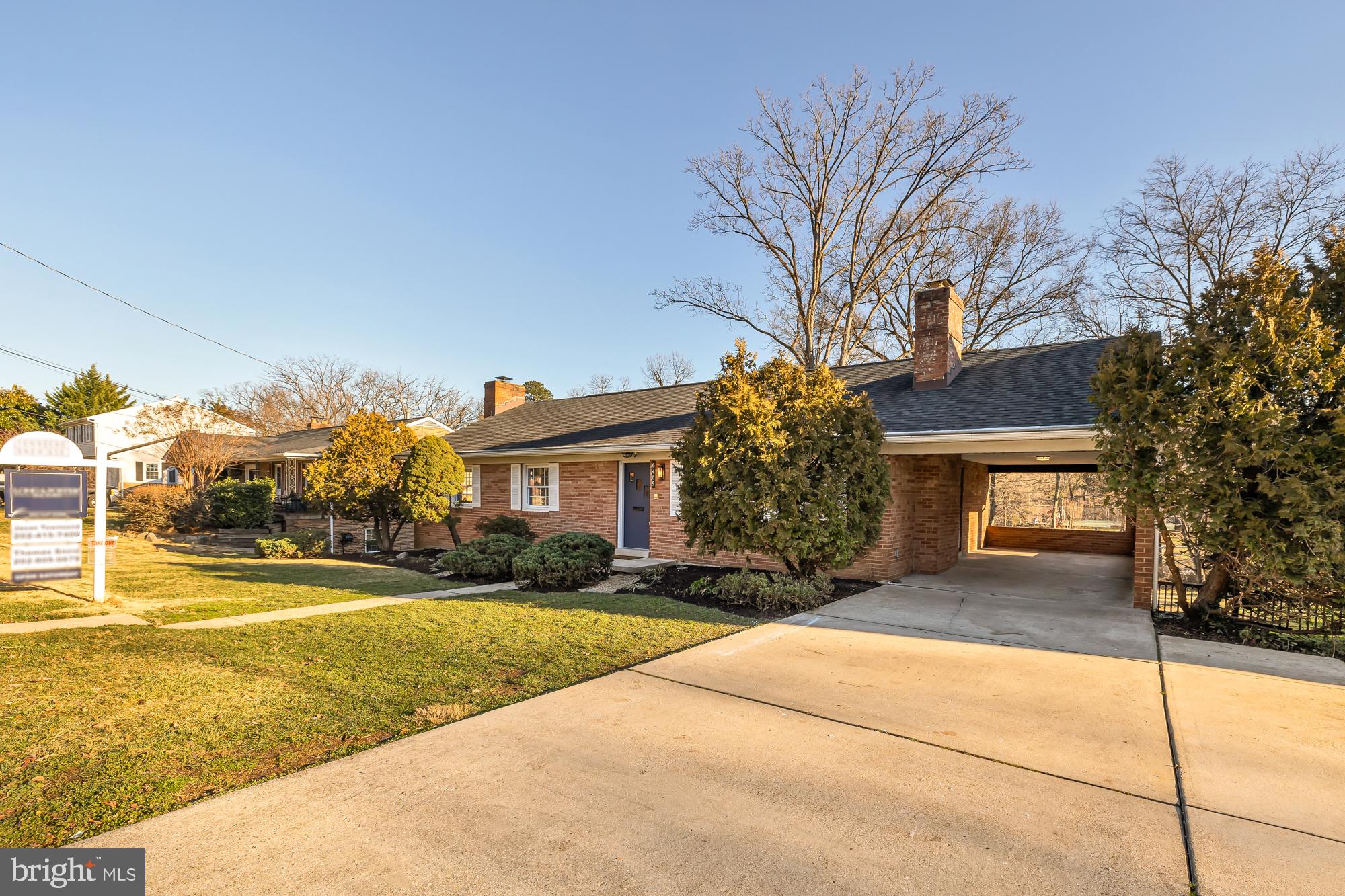 6409 Forest Road