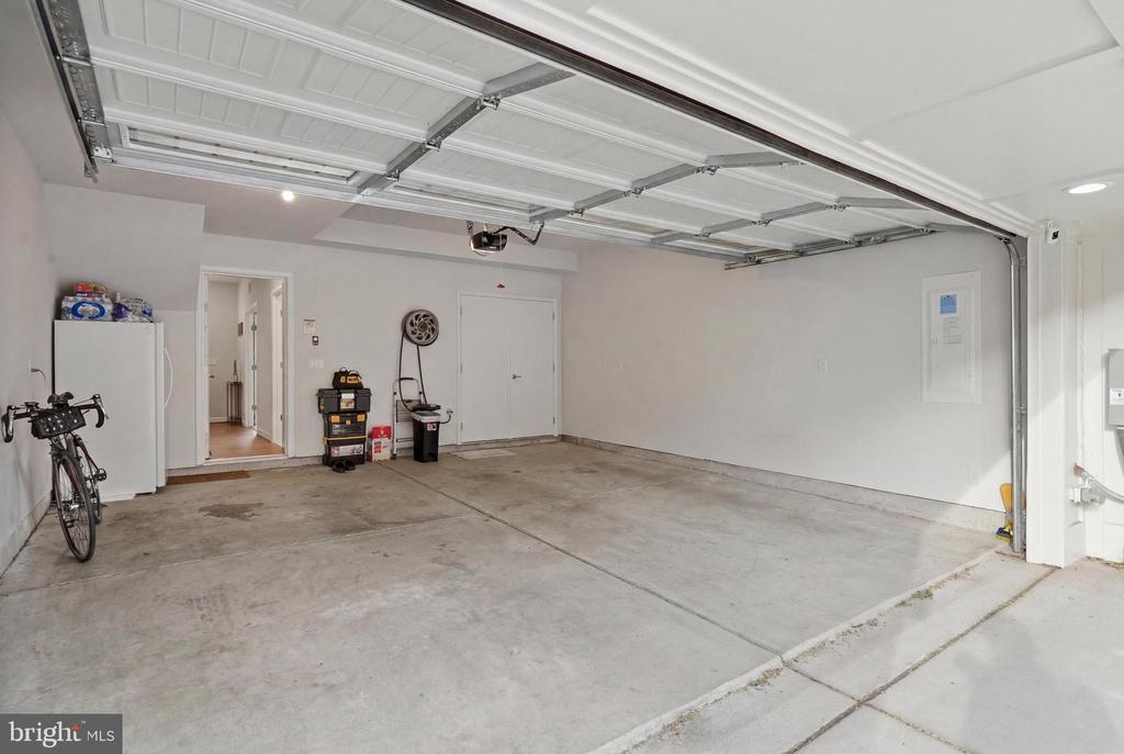618 SKIFF WAY