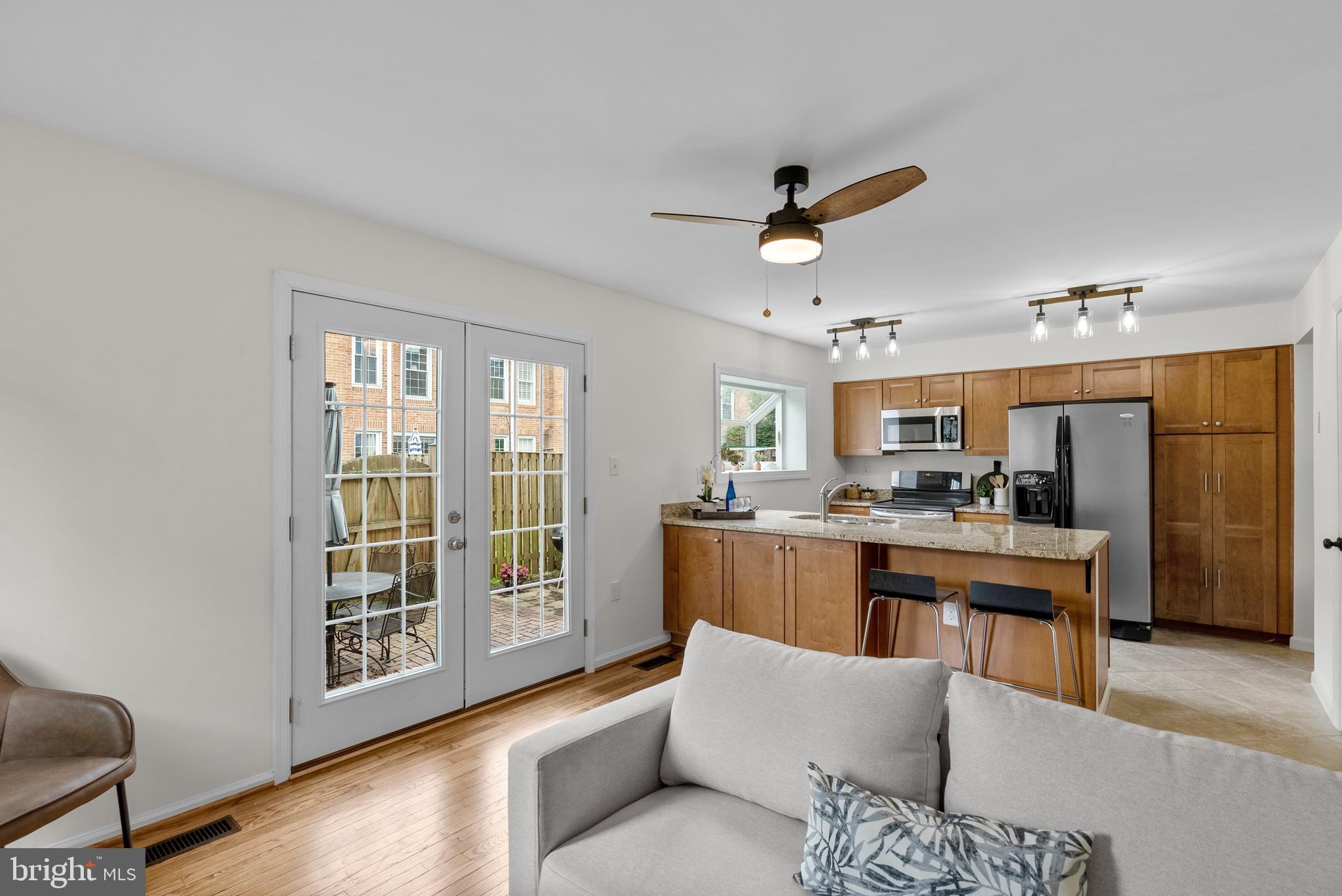 2512-F S Arlington Mill Dr #6