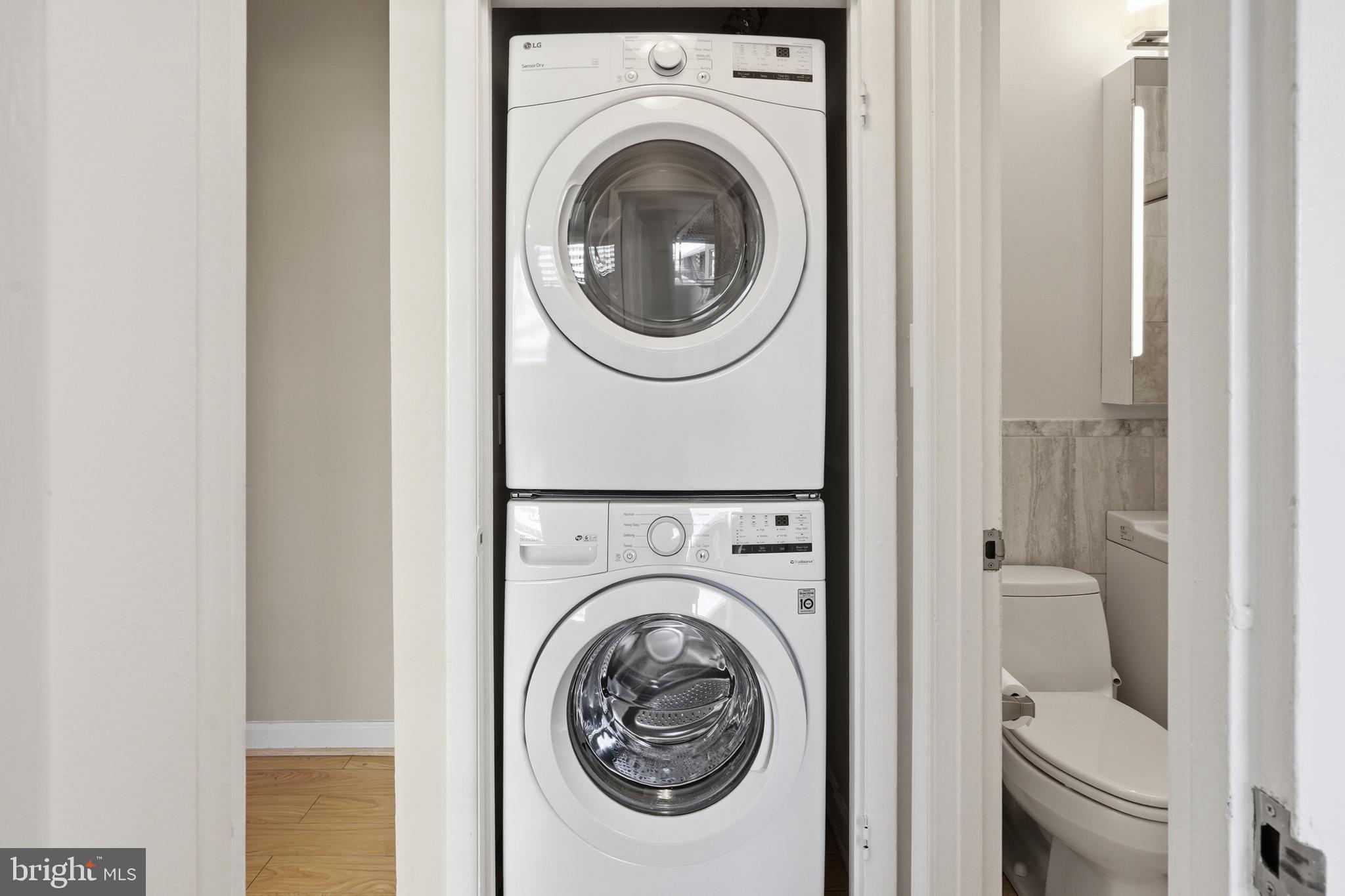 1121 ARLINGTON BOULEVARD 1004