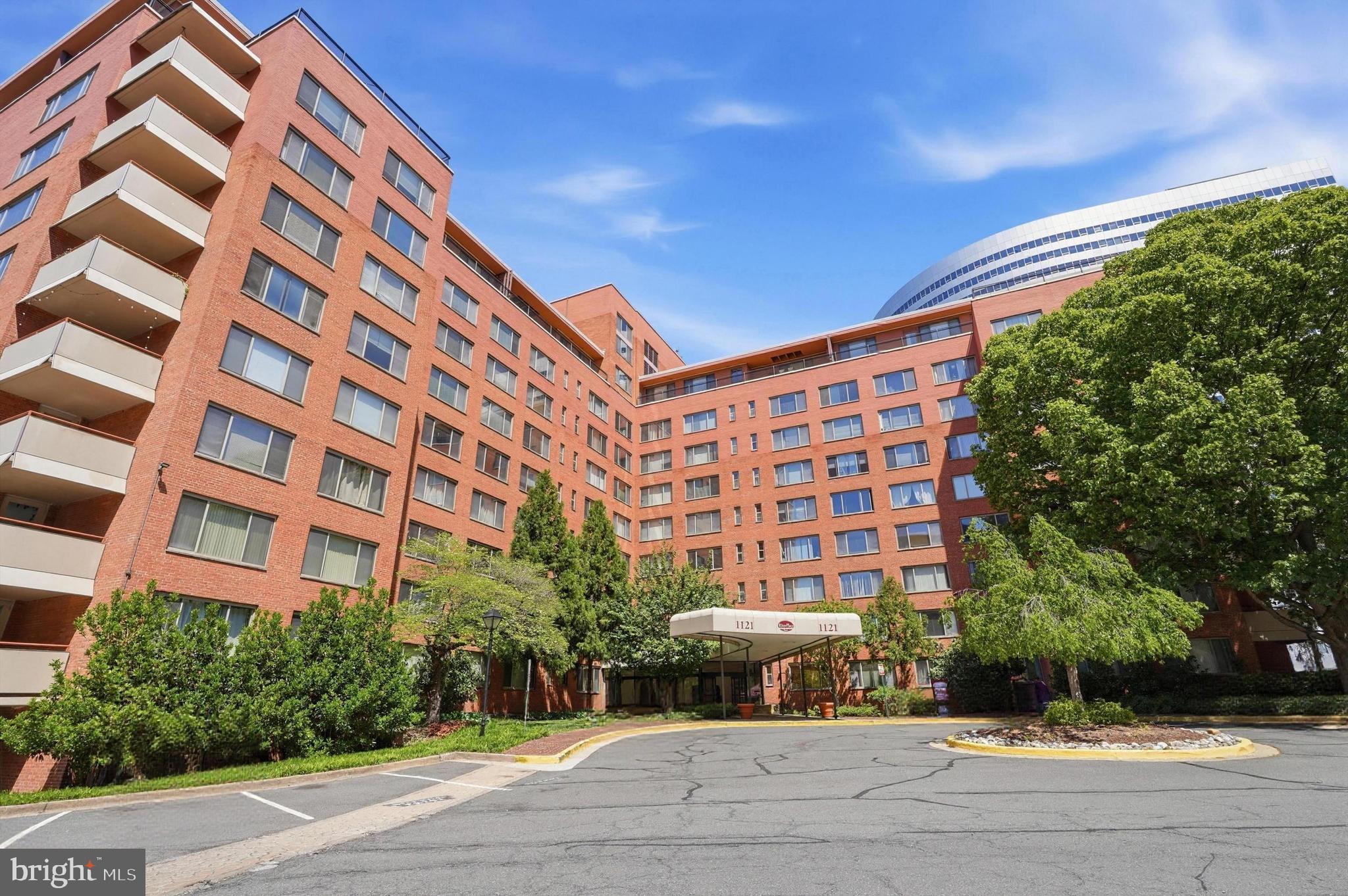 1121 ARLINGTON BOULEVARD 1004