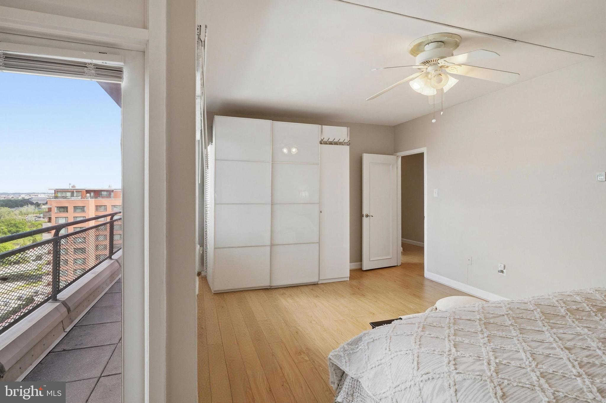 1121 ARLINGTON BOULEVARD 1004