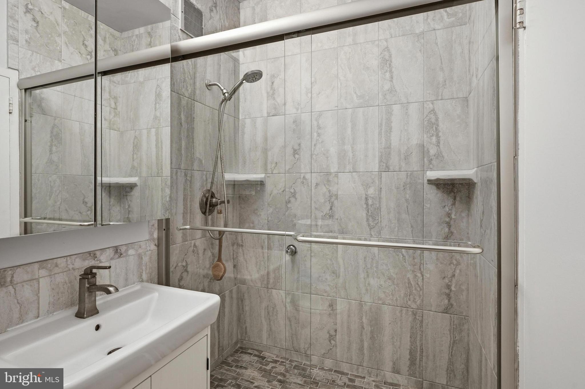 1121 ARLINGTON BOULEVARD 1004