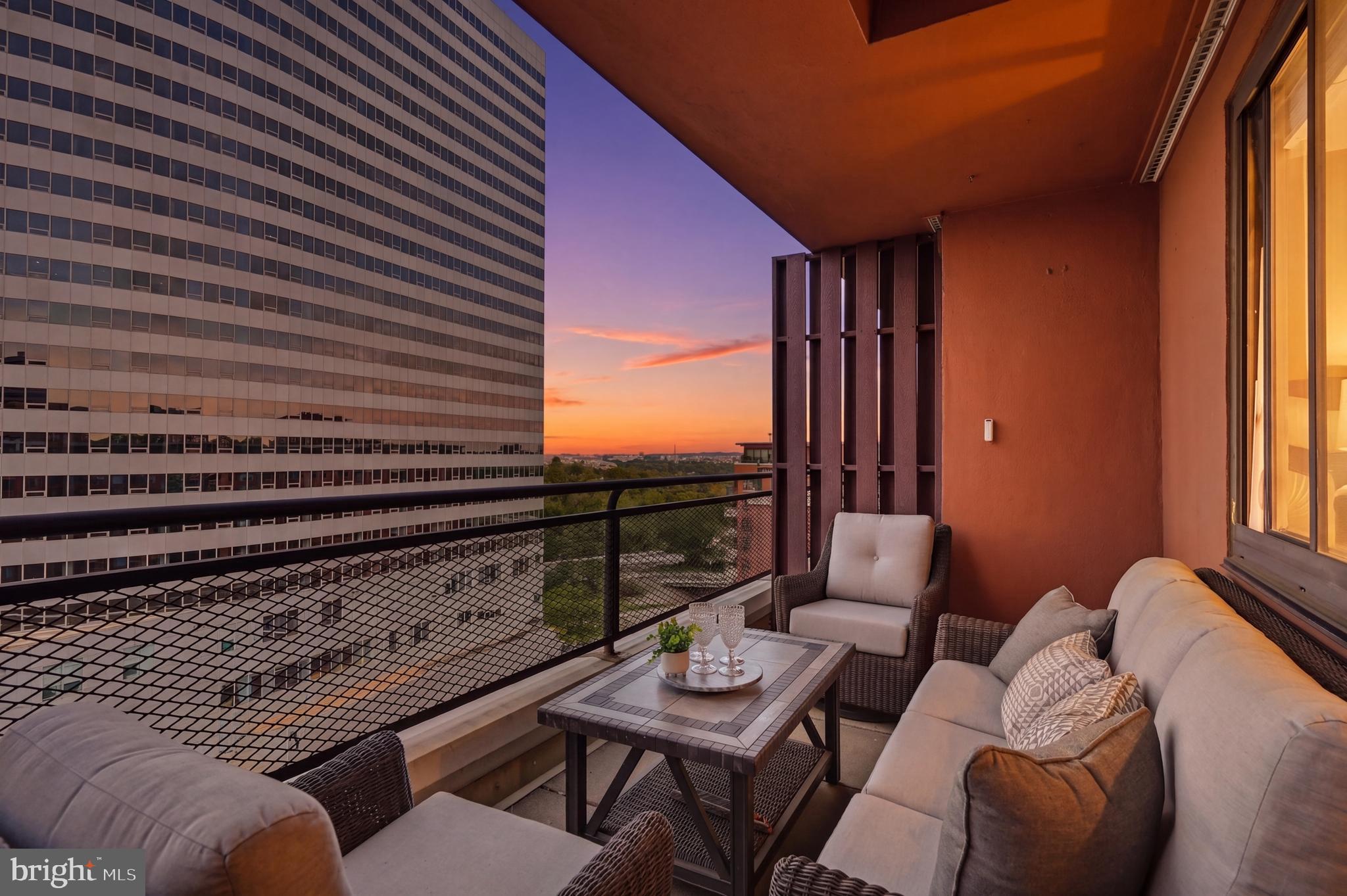 1121 ARLINGTON BOULEVARD 1004