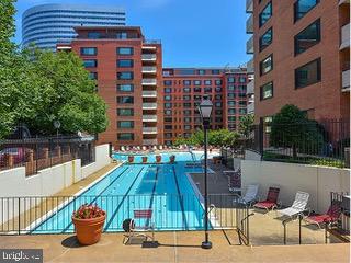 1121 ARLINGTON BOULEVARD 1004