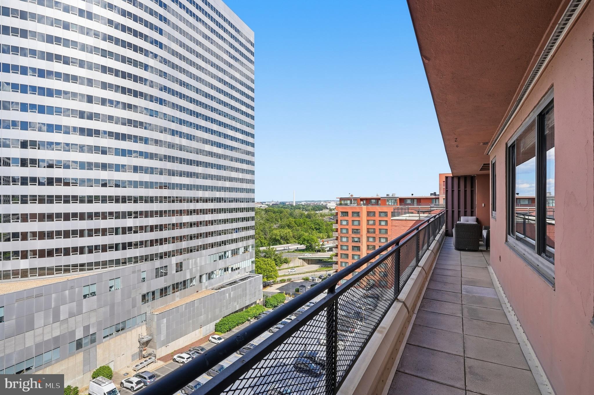 1121 ARLINGTON BOULEVARD 1004