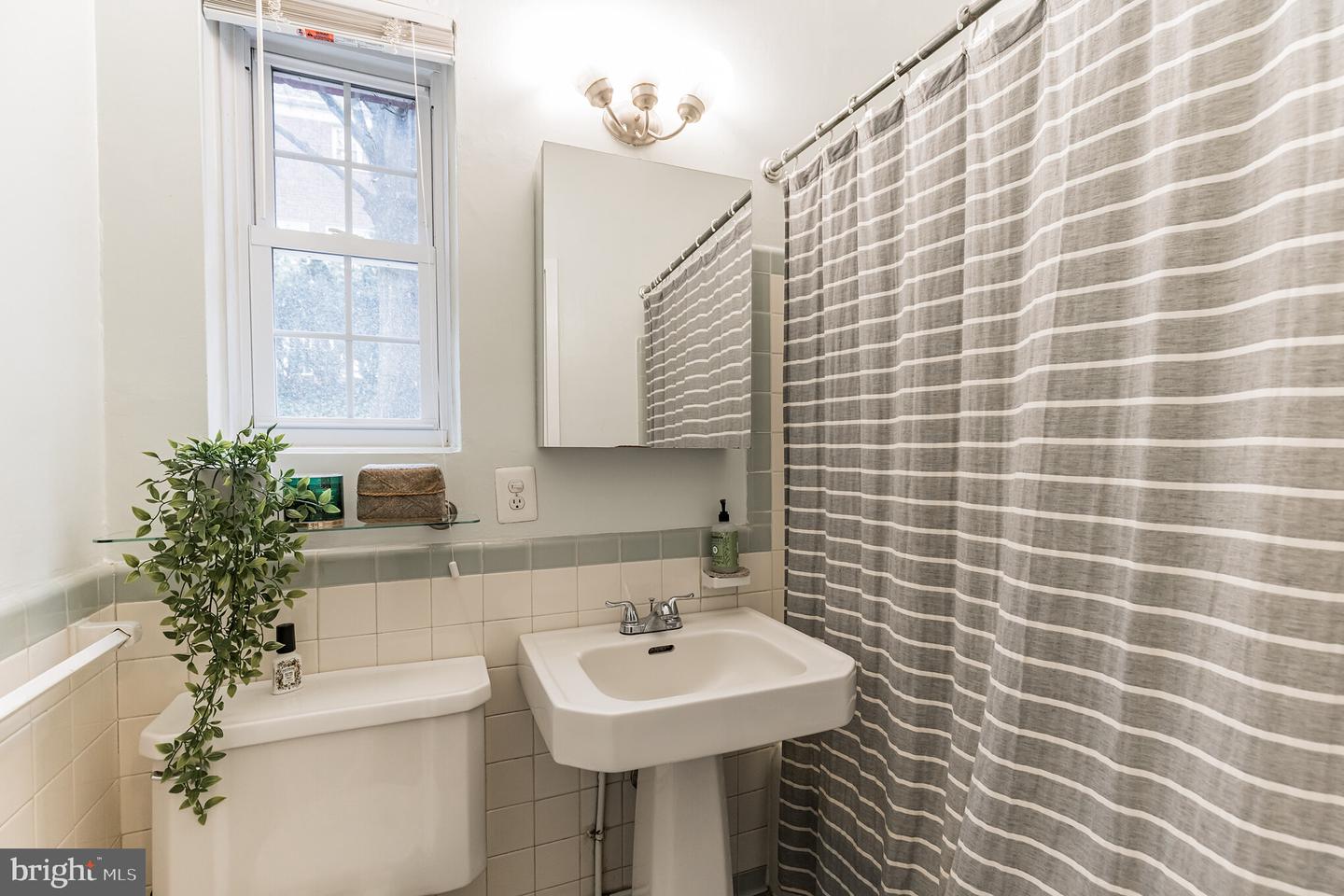 3534 GUNSTON ROAD Unit: 715