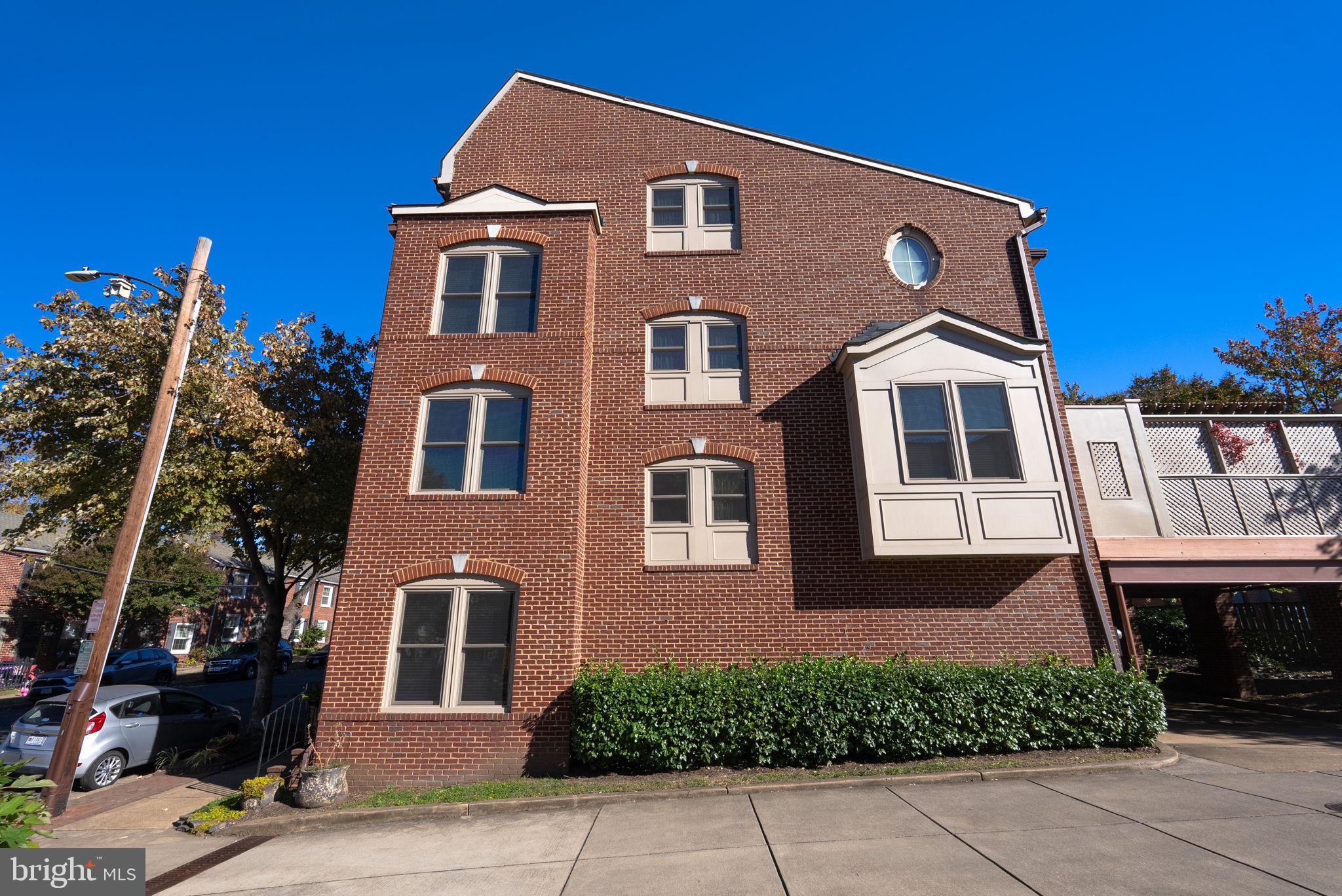 314 Princess St