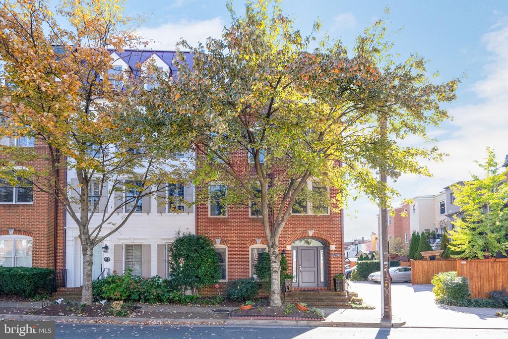 314 Princess St