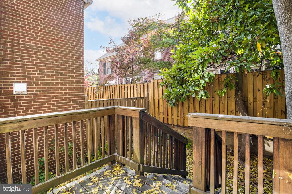 802 GIBBON STREET