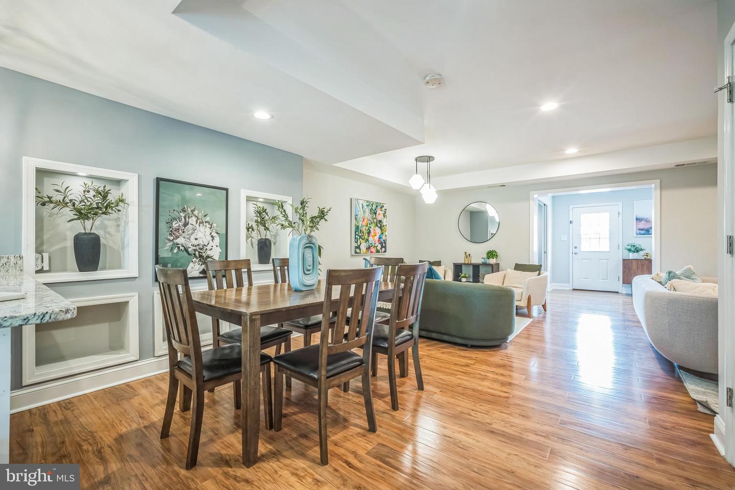 909 First St