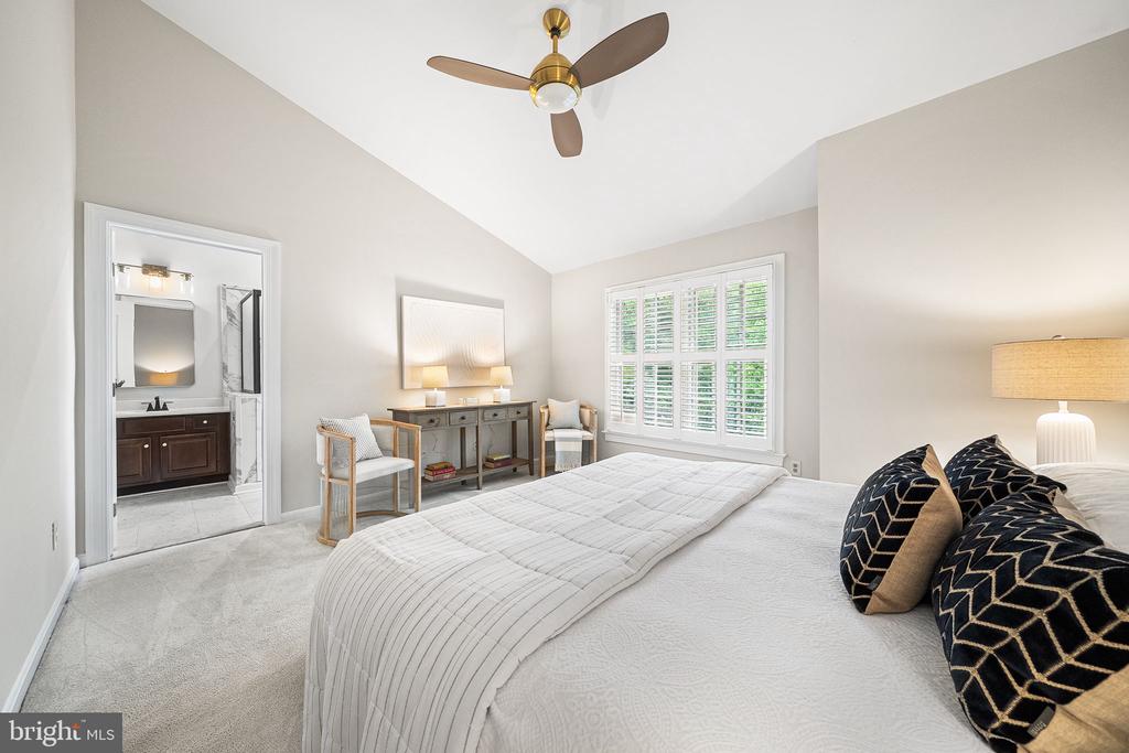 1132 QUAKER HILL COURT