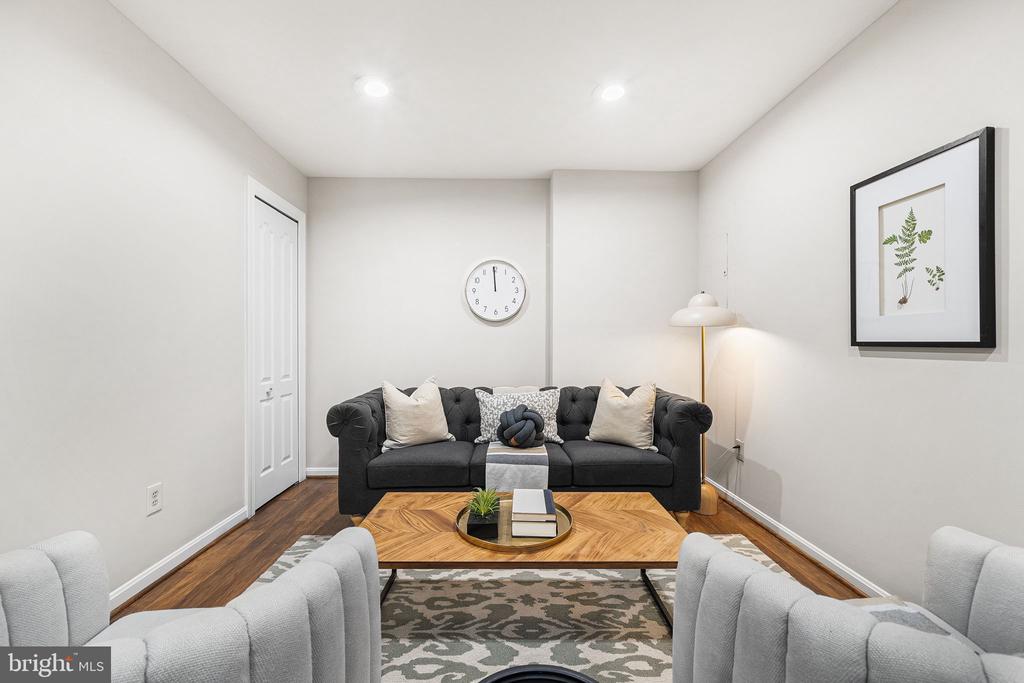 1132 QUAKER HILL COURT