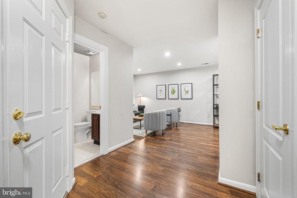 1132 QUAKER HILL COURT