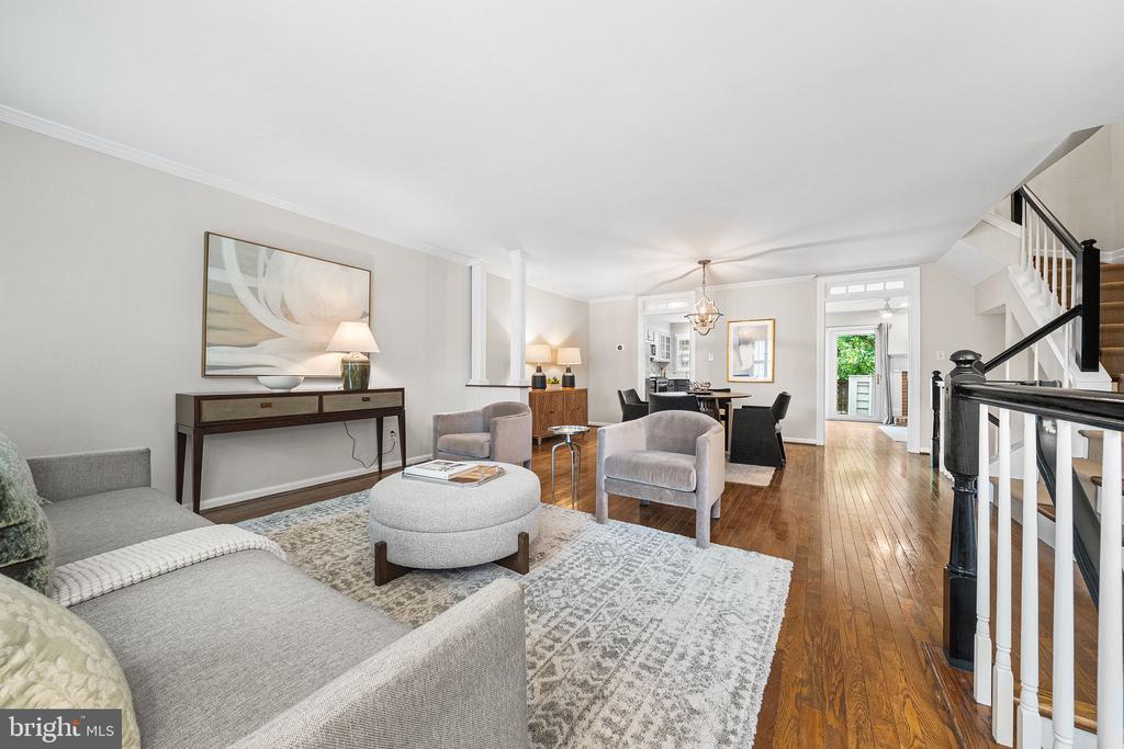 1132 QUAKER HILL COURT