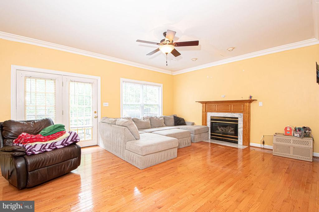 105 FAIRFIELD DRIVE