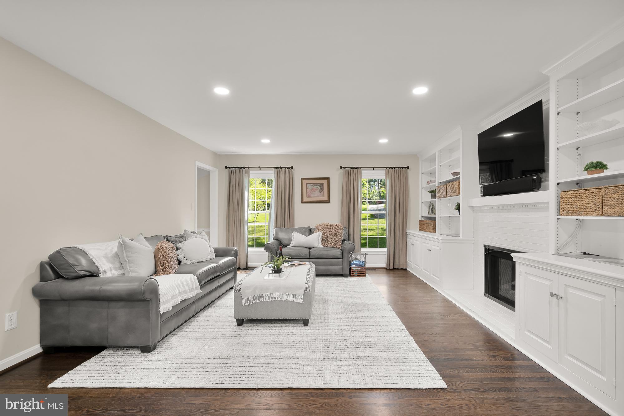 11312 Lapham Dr