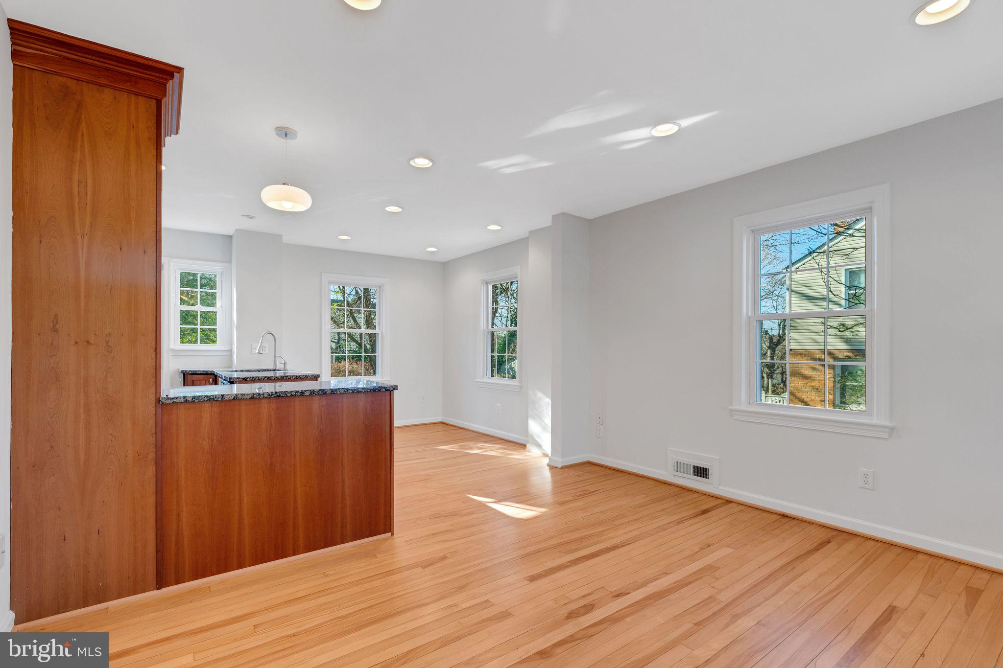 2731 Fort Dr