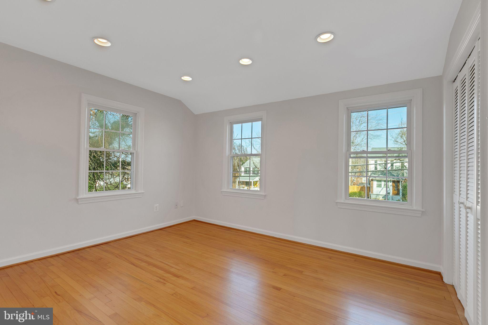 2731 Fort Dr
