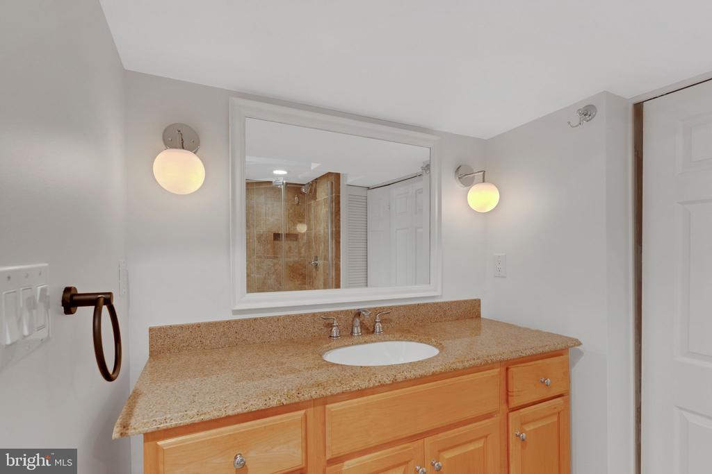 2731 Fort Dr