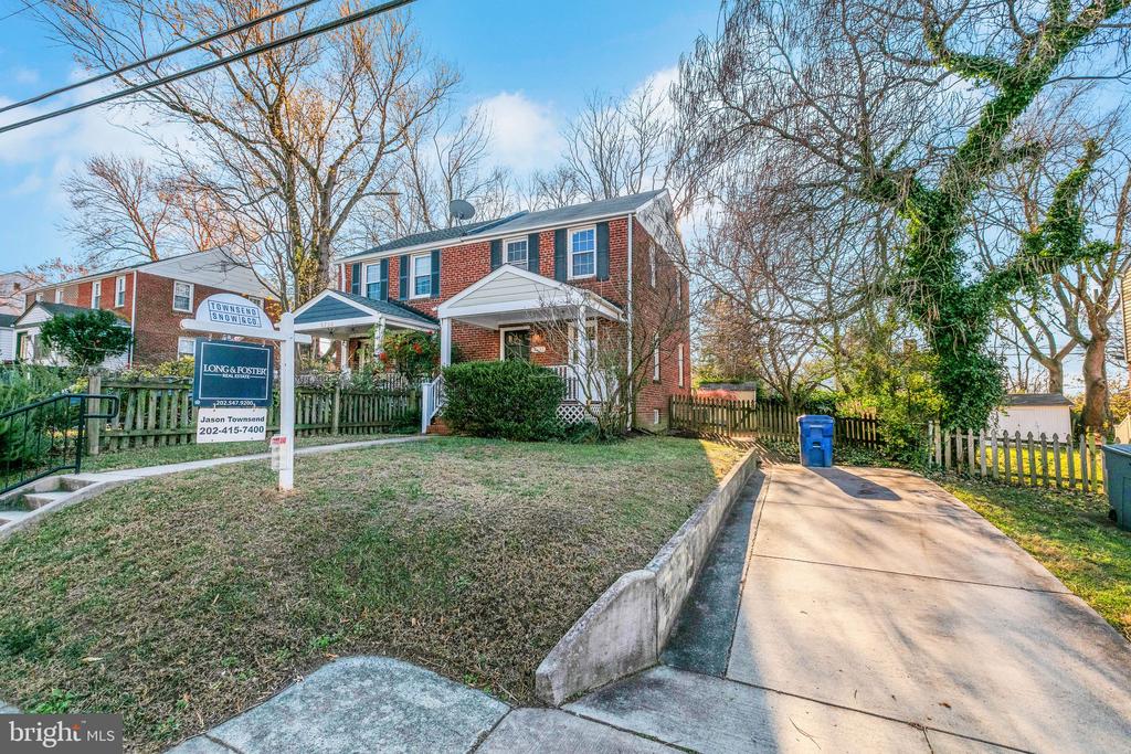 2731 Fort Dr