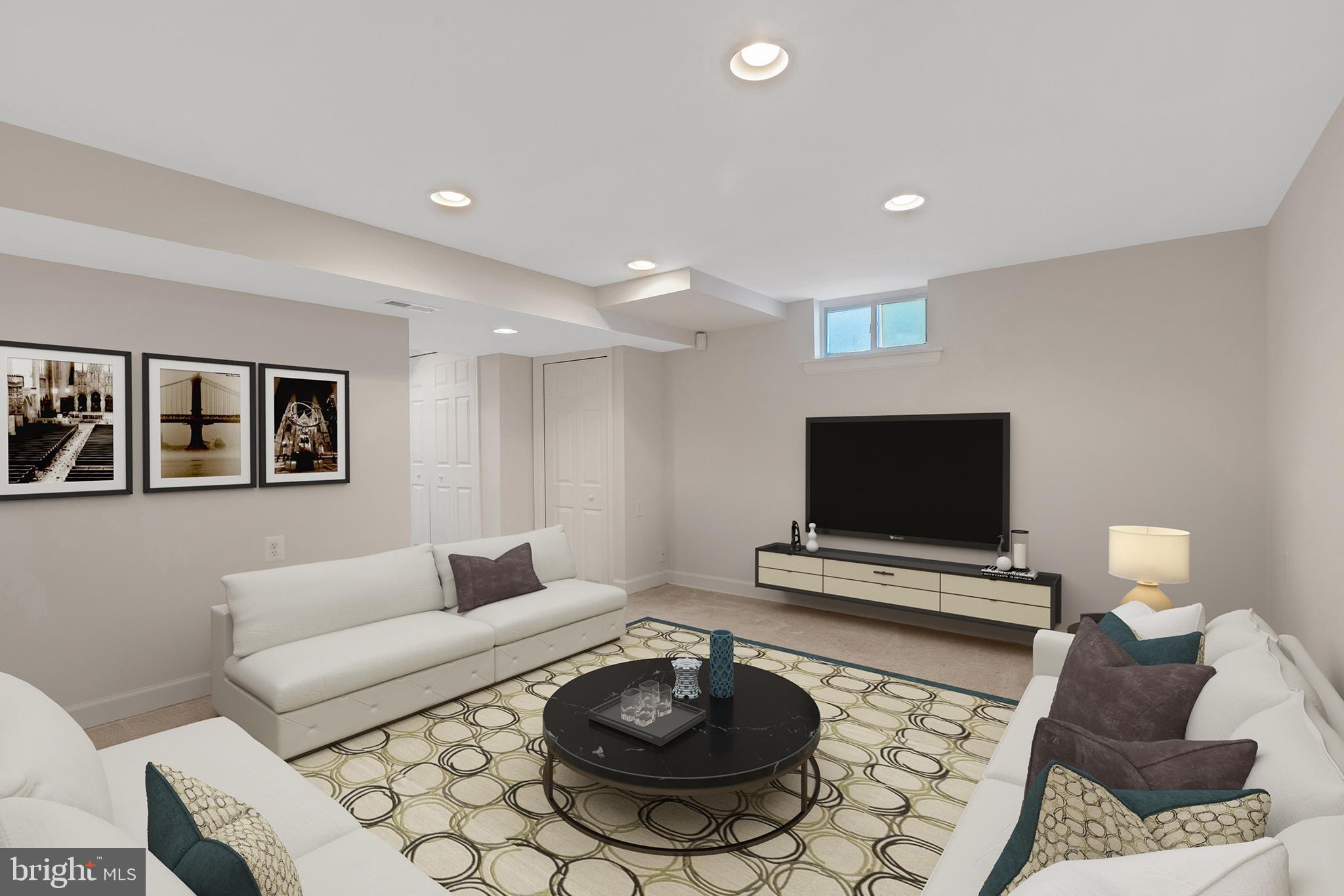2731 Fort Dr