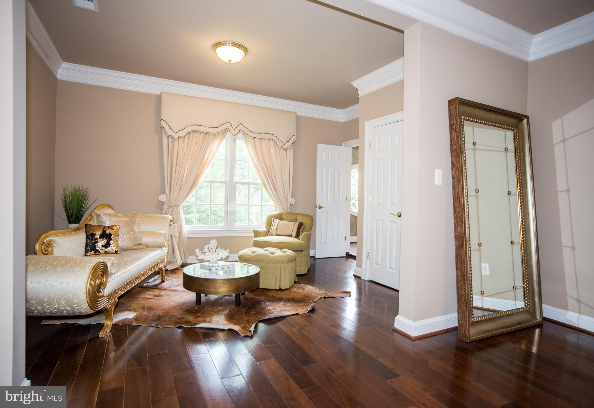 6125 OLD DOMINION DR