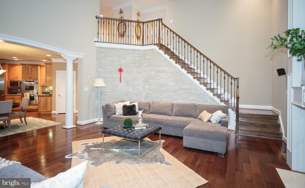 6125 OLD DOMINION DR
