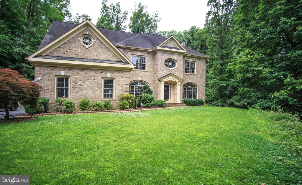 6125 OLD DOMINION DR