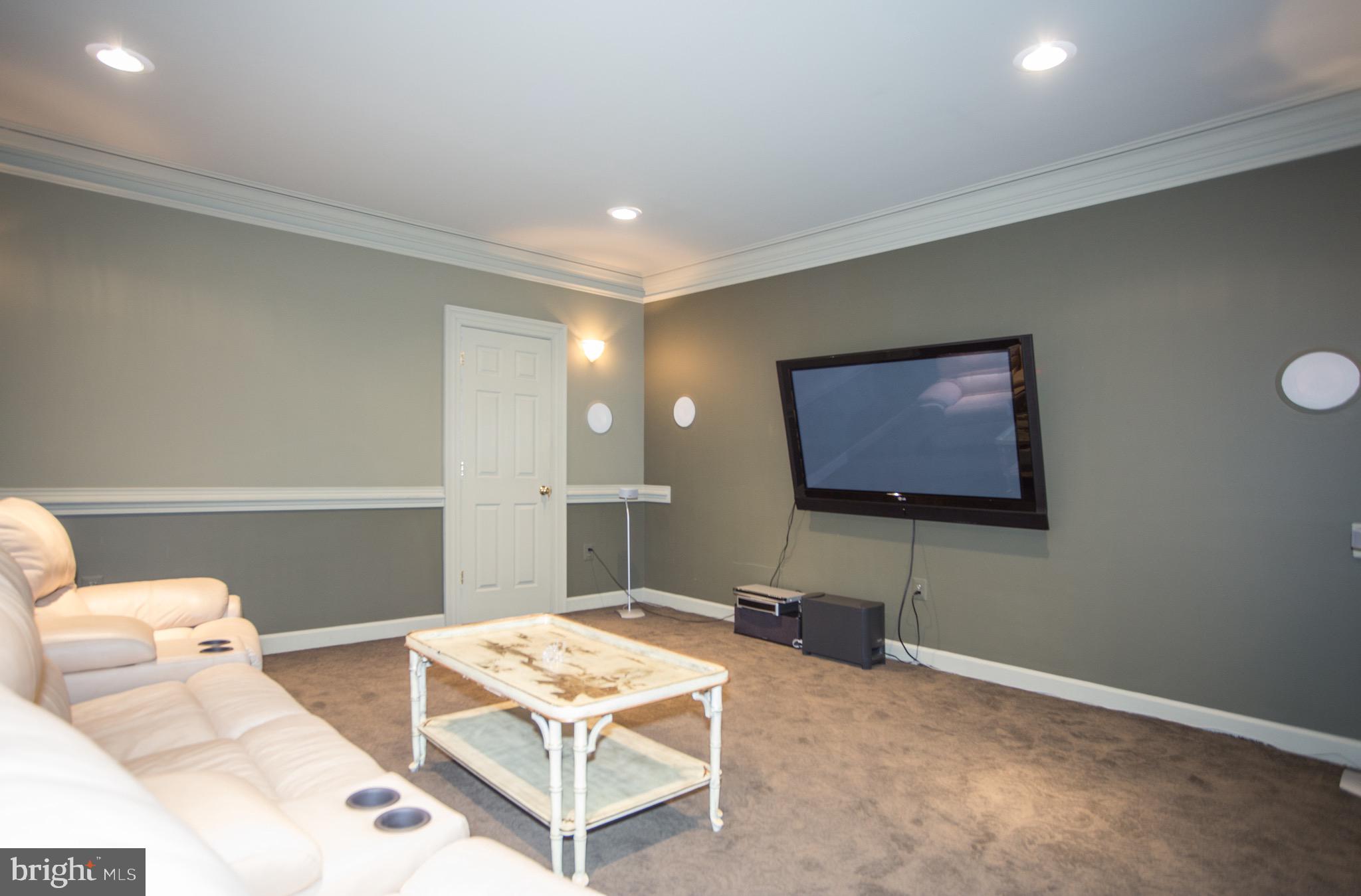 6125 OLD DOMINION DR