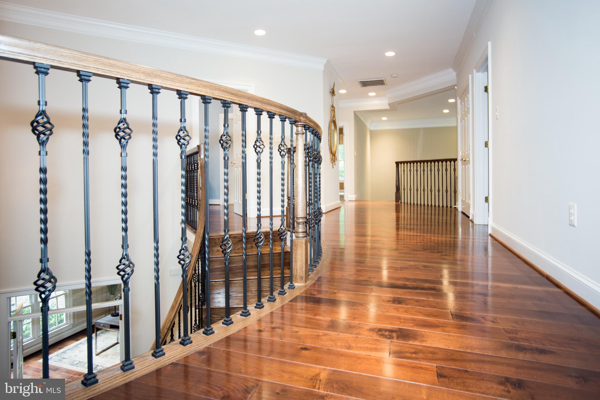 6125 OLD DOMINION DR