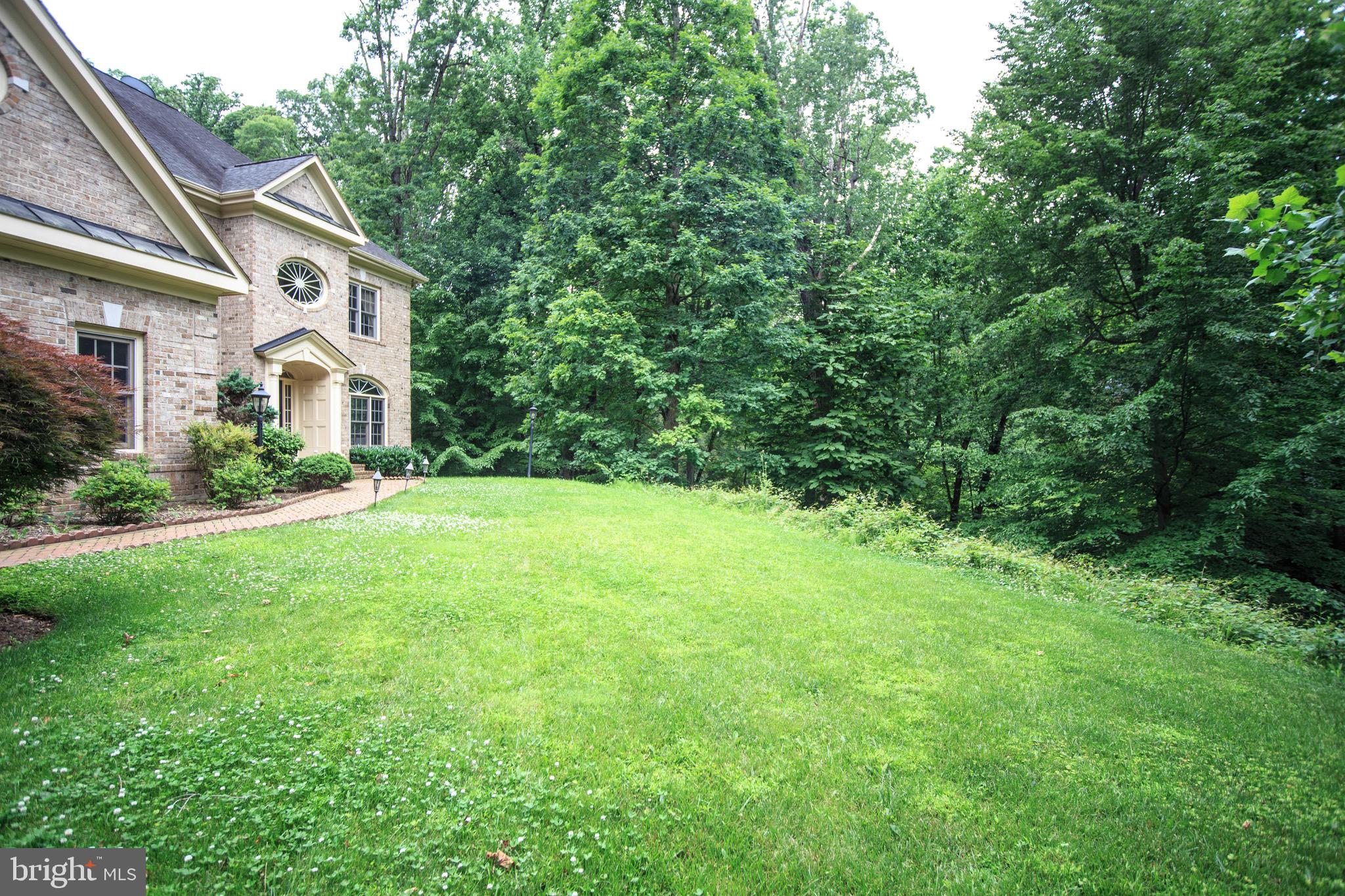 6125 OLD DOMINION DR