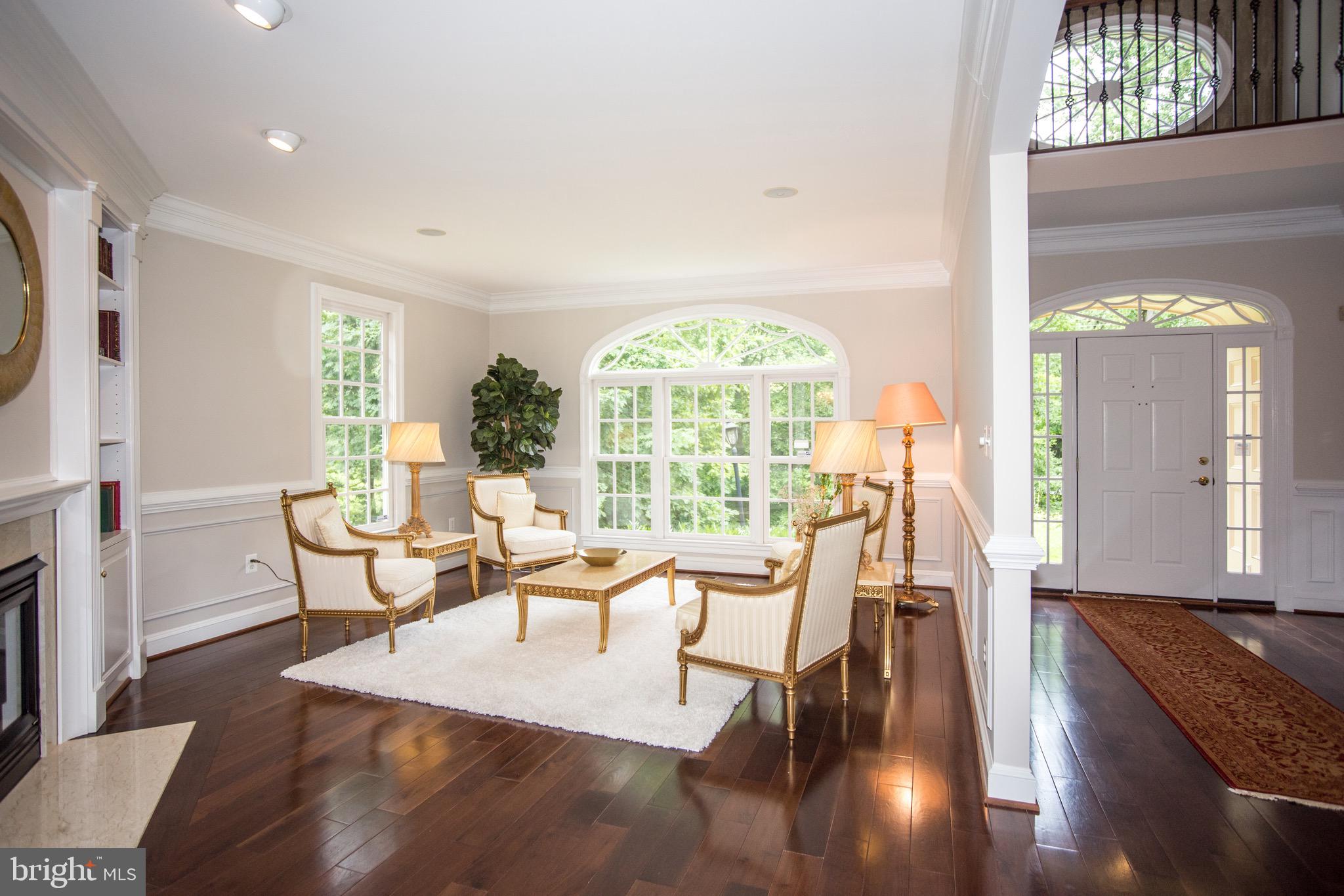 6125 OLD DOMINION DR