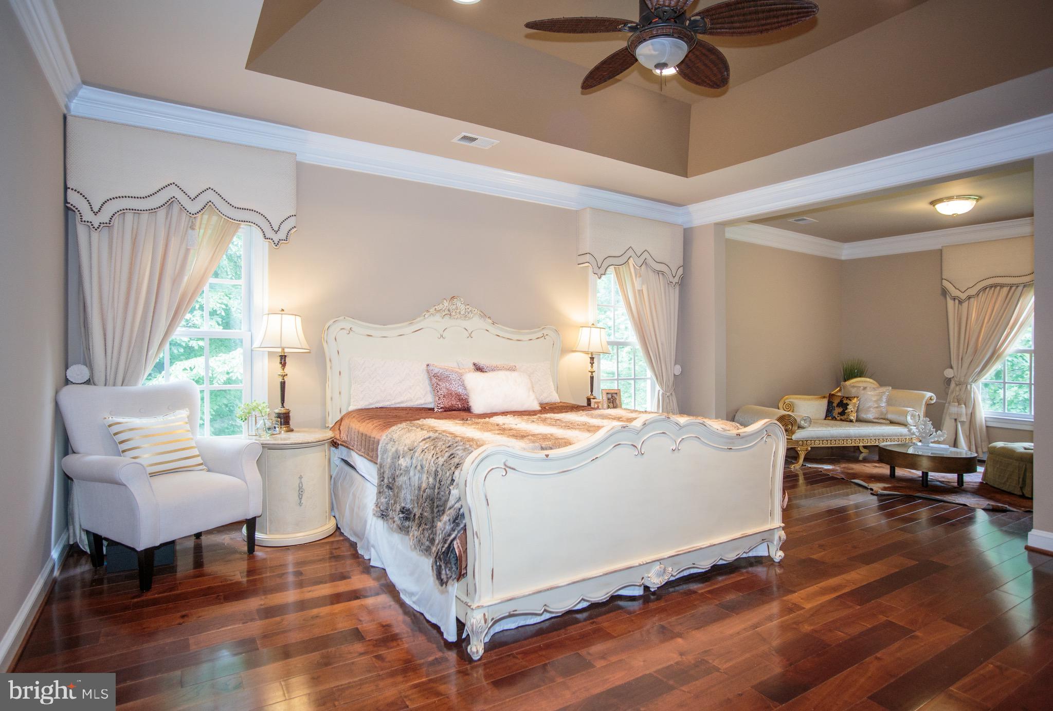 6125 OLD DOMINION DR