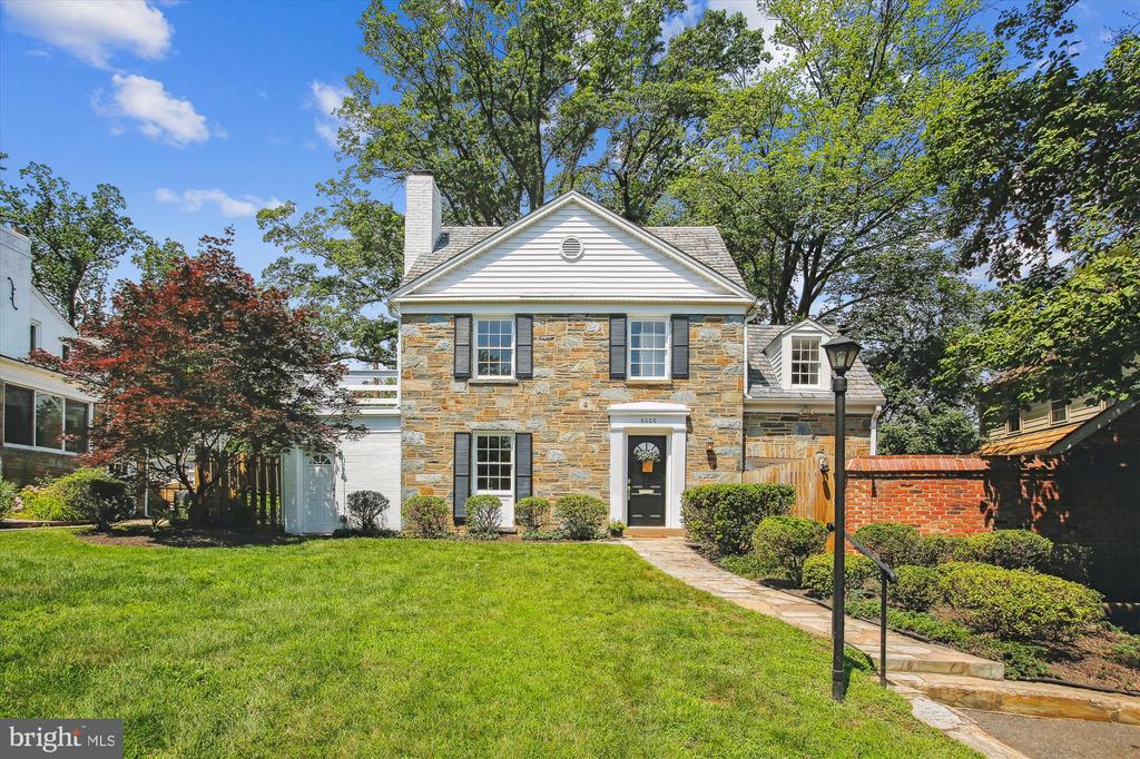 6000 FORT HUNT ROAD