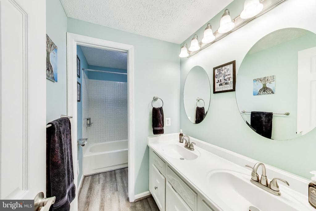 8404 CHILLUM COURT